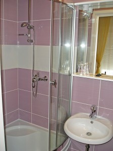 Sobe Economy - dvokrevetne - Jeftini smještaj Zagreb